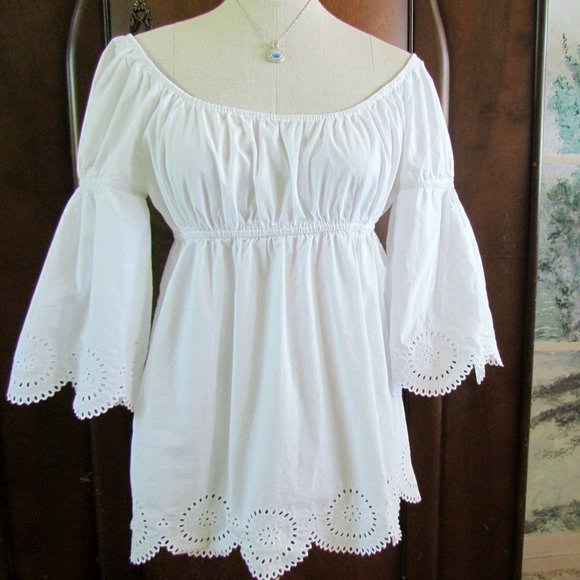 EMPIRE WAIST TOP, 10, WHITE COTTON EYELET, BELL SLEEVES, ON or OFF-SHOULDERRRRRR - Picture 1 of 6